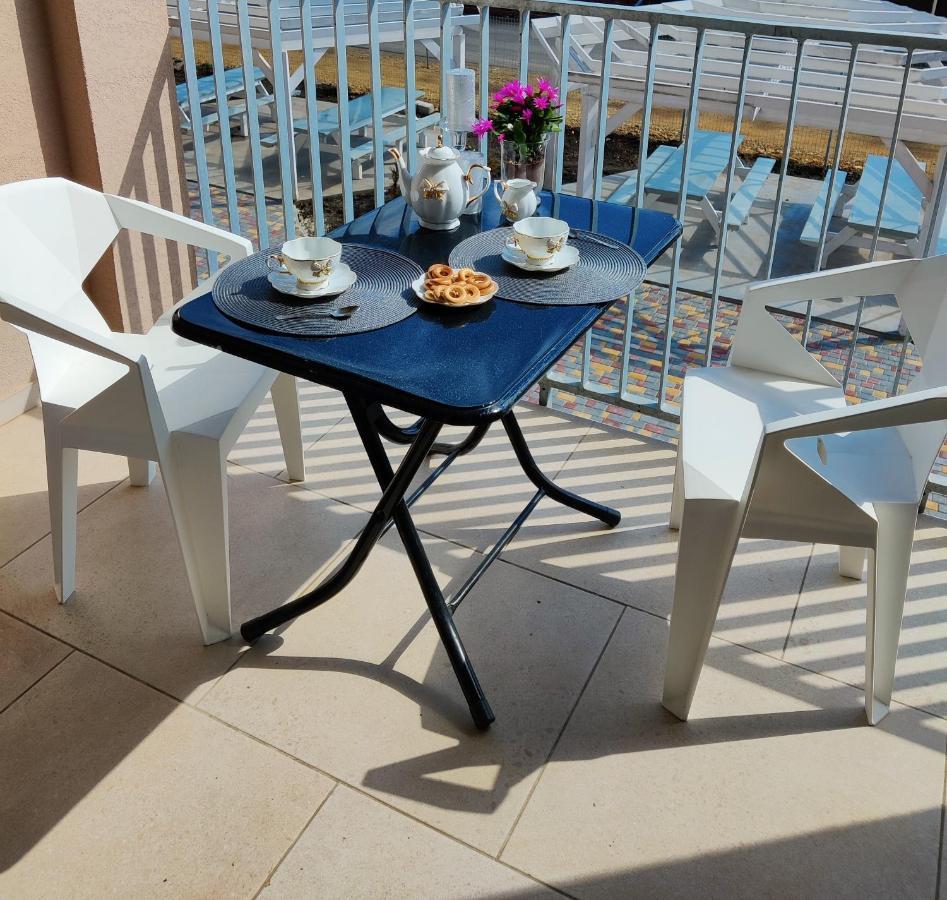 Family Hotel Gribovka Dış mekan fotoğraf