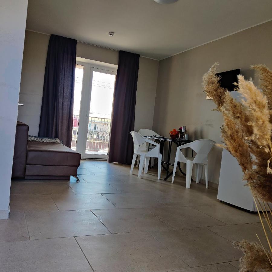 Family Hotel Gribovka Dış mekan fotoğraf